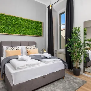Molo Longo - Downtown Apartamento Rijeka